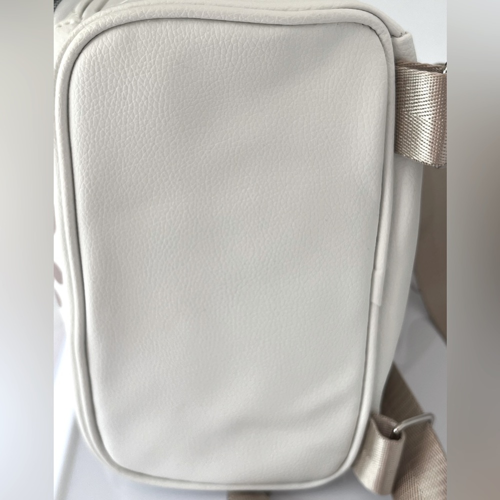 Adorable Khaki and Cream Mickey Mouse Backpack with Iconic Ears.  New with Tags. - Picture 5 of 14